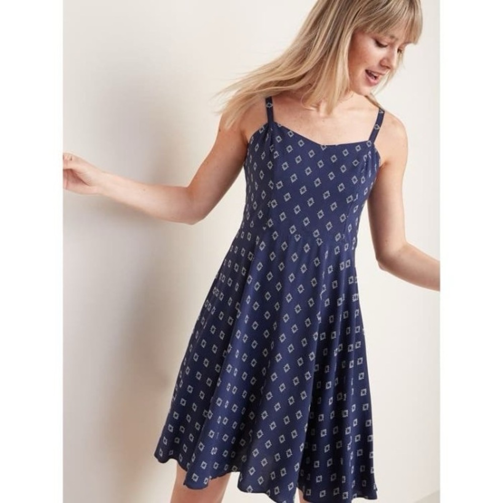 Old Navy cami dress in navy blue print